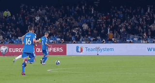 1679611231763093501.gif 九游app-【欧预赛】凯恩点射破纪录,意大利主场1比2英格兰