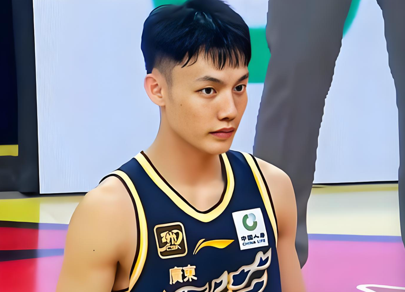 九游下载-不是张皓嘉，也不是奎因！广东队输给上海，有1人要负责任